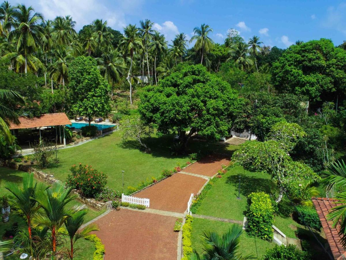 Thalpe Walawwa Heritage Villa Unawatuna Exteriör bild