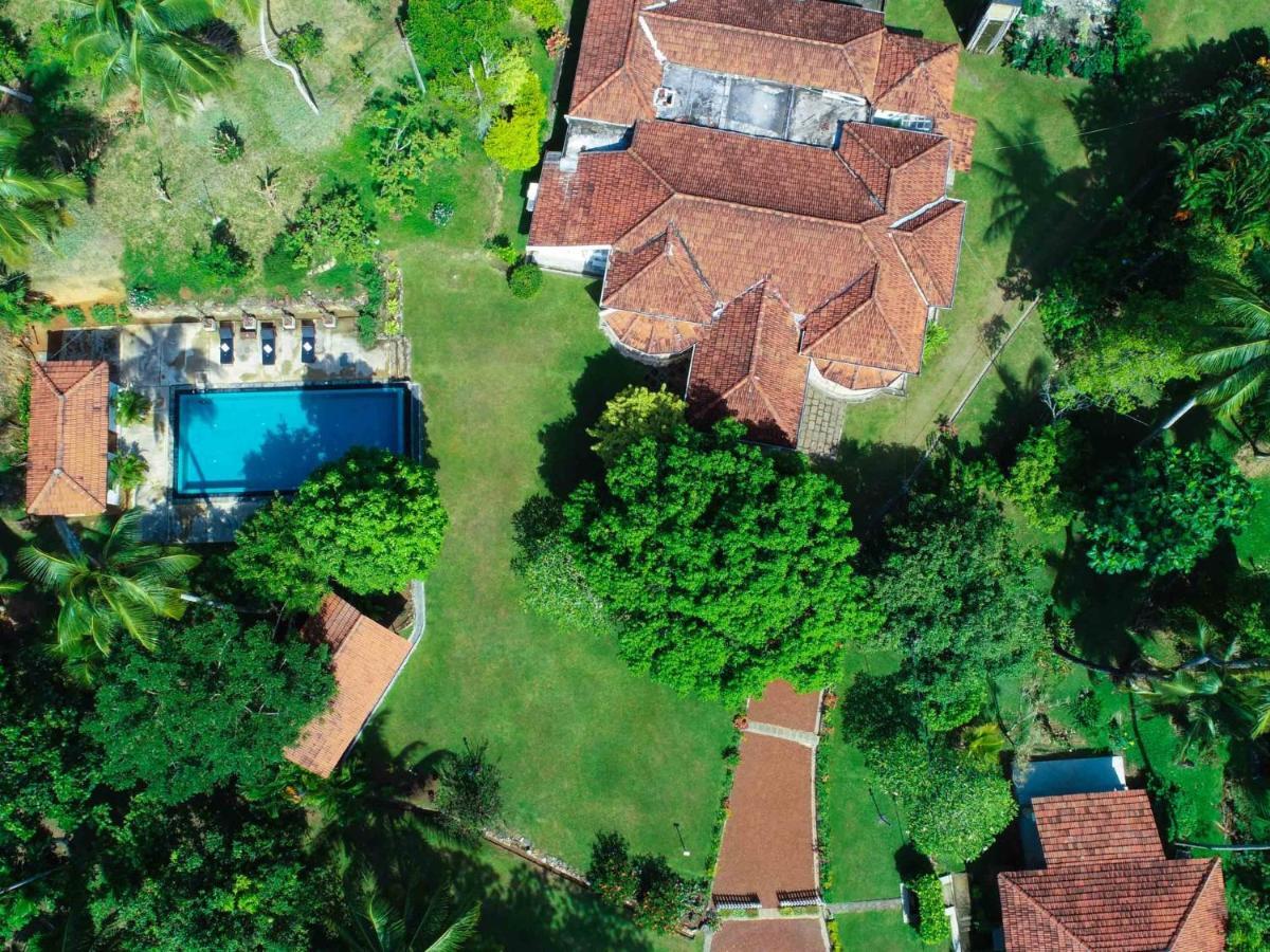 Thalpe Walawwa Heritage Villa Unawatuna Exteriör bild