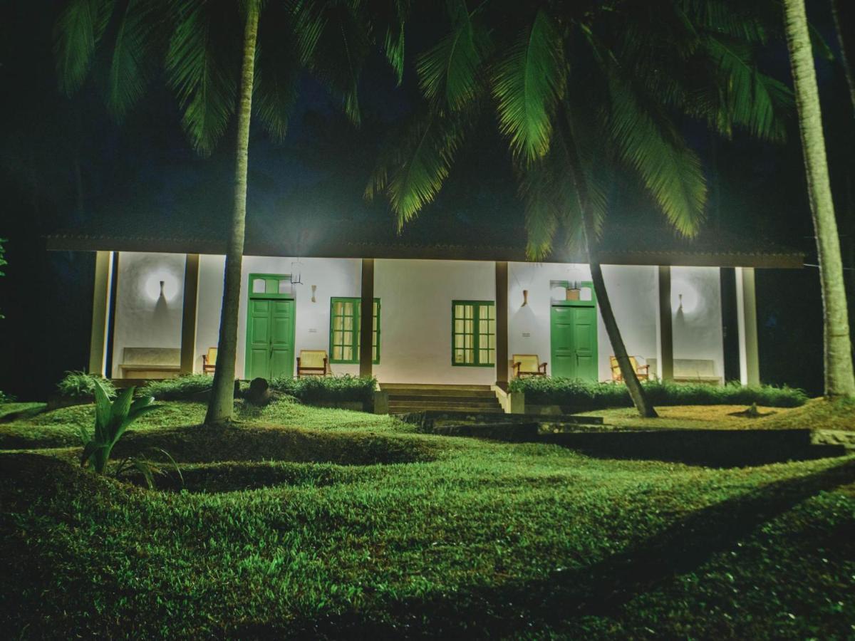Thalpe Walawwa Heritage Villa Unawatuna Exteriör bild
