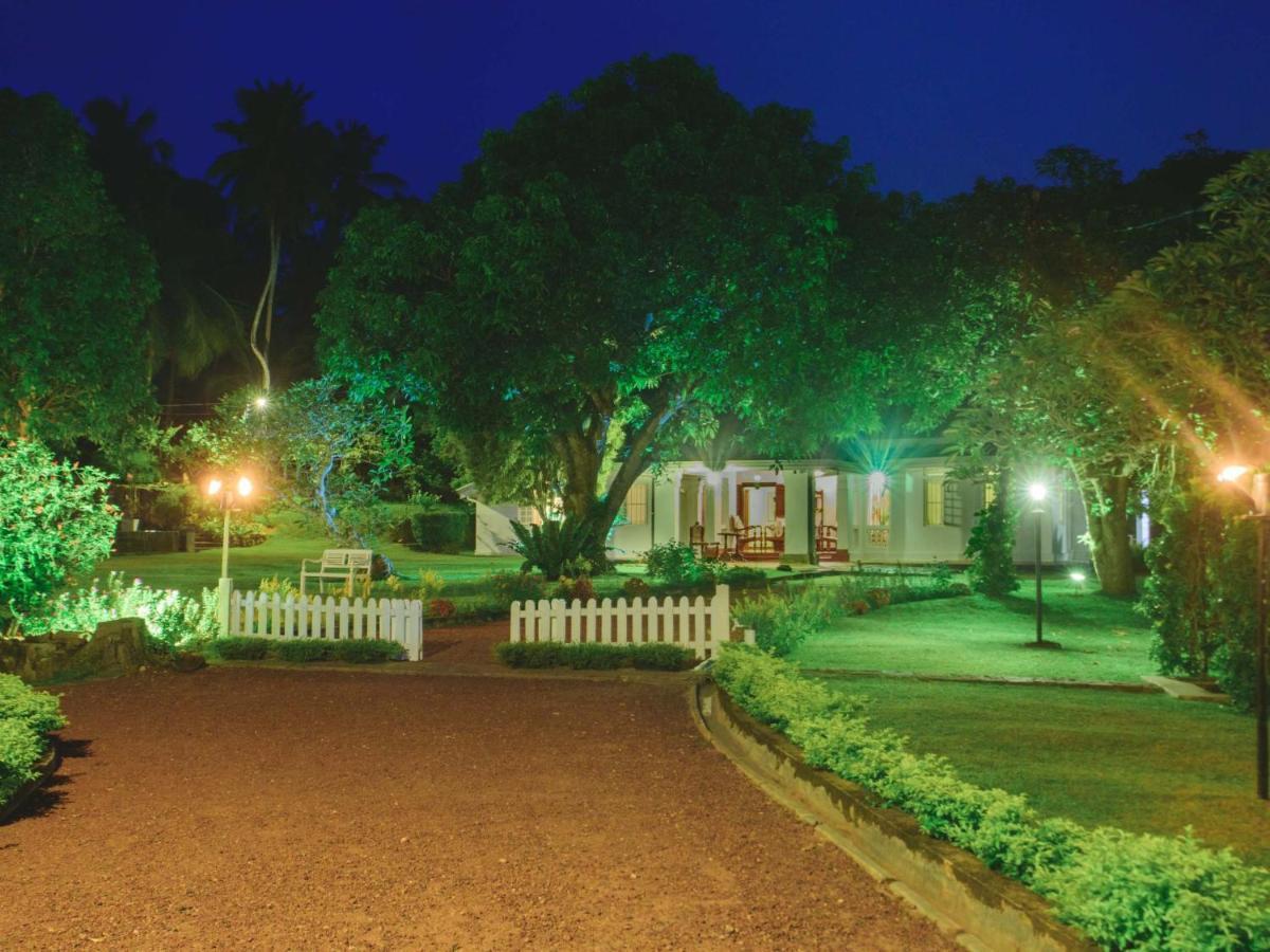 Thalpe Walawwa Heritage Villa Unawatuna Exteriör bild